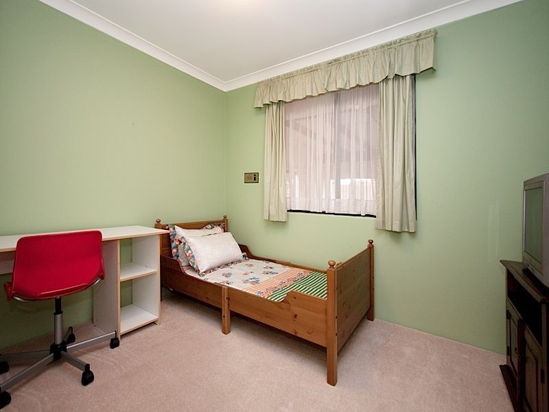 1 Chalmers Place, Leeming WA 6149
