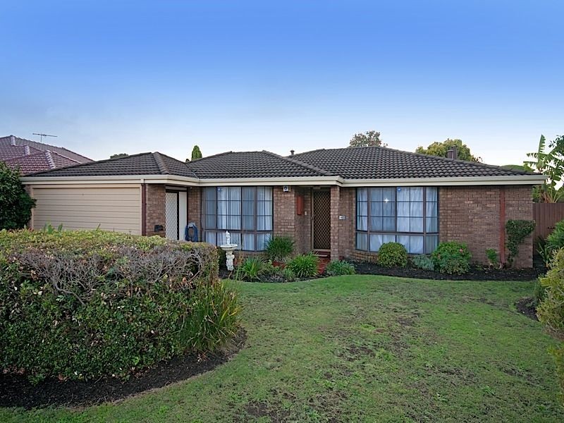 1 Chalmers Place, Leeming WA 6149