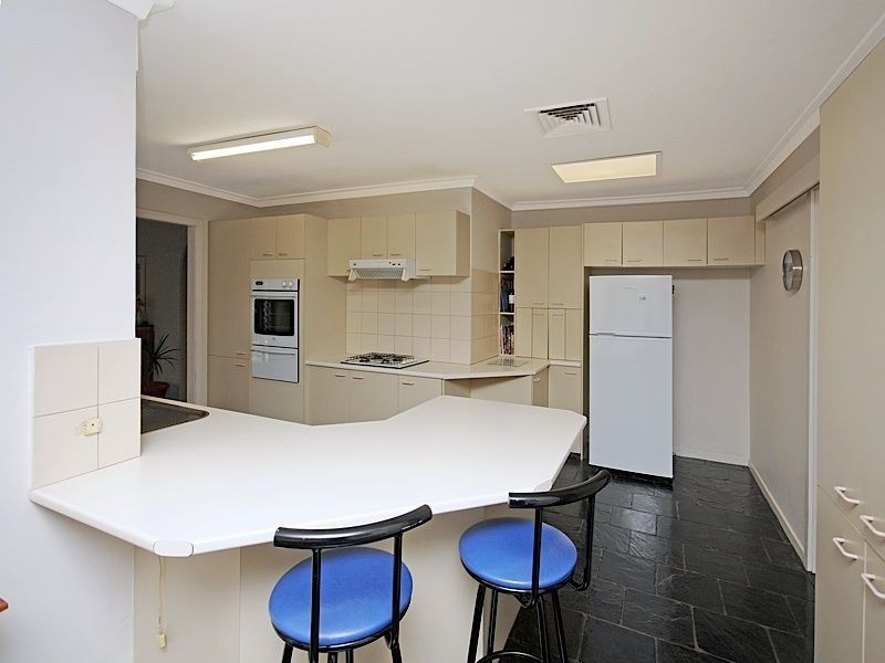 103 Darley Circle, Bull Creek WA 6149