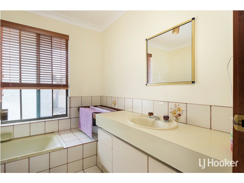 19 Timbrell Way, Leeming WA 6149