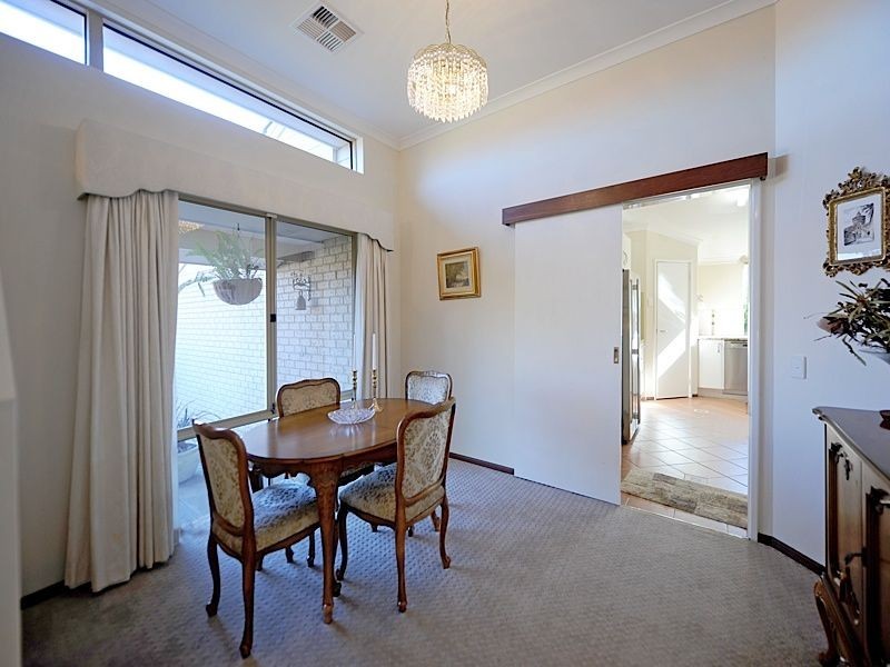 7 Twin Branch Rise, Leeming WA 6149