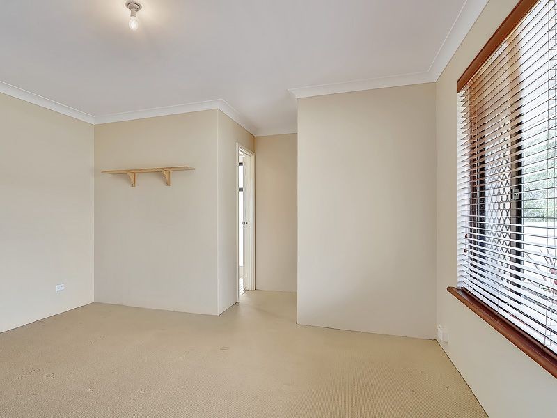 186 Winterfold Road, Kardinya WA 6163