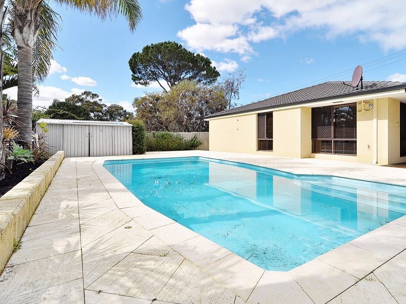 186 Winterfold Road, Kardinya WA 6163