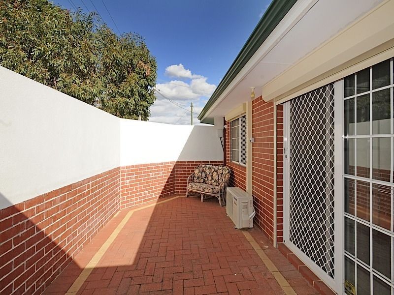 23 Myimbar Way, Nollamara WA 6061