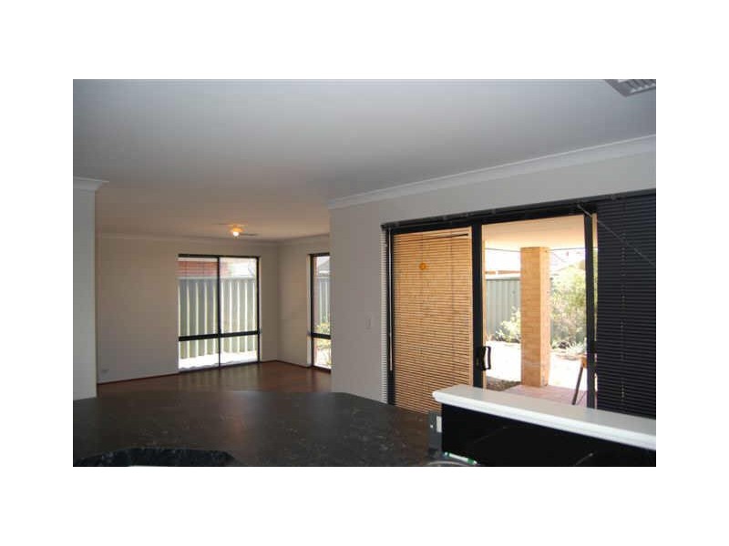 16 Freycinet Circuit, Aubin Grove WA 6164