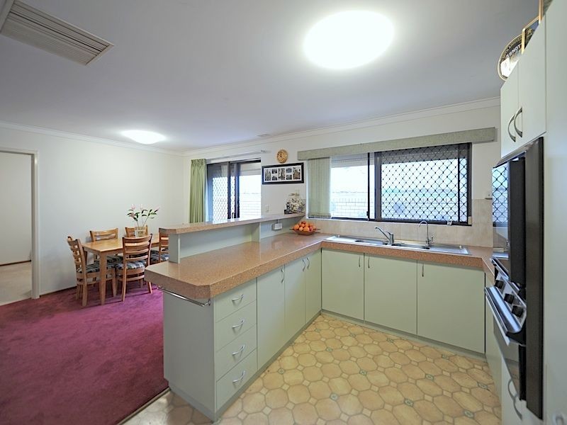 3/13 Yeovil Crescent, Bicton WA 6157