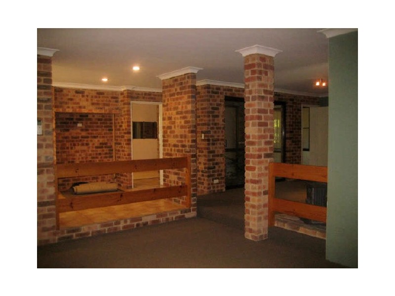 32 Lakes Way, Jandakot WA 6164