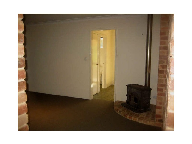 32 Lakes Way, Jandakot WA 6164