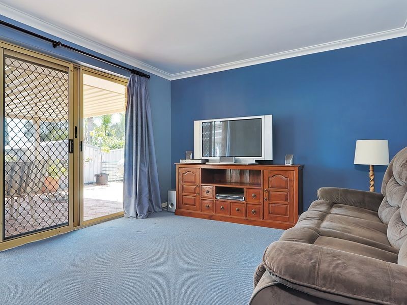 12 Devenish Way, Leeming WA 6149