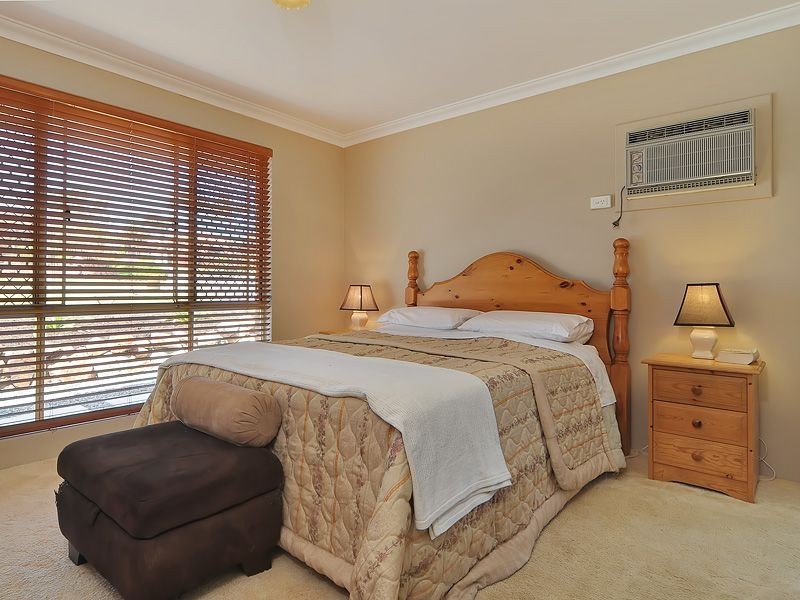 12 Devenish Way, Leeming WA 6149