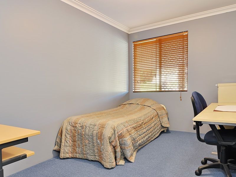 12 Devenish Way, Leeming WA 6149