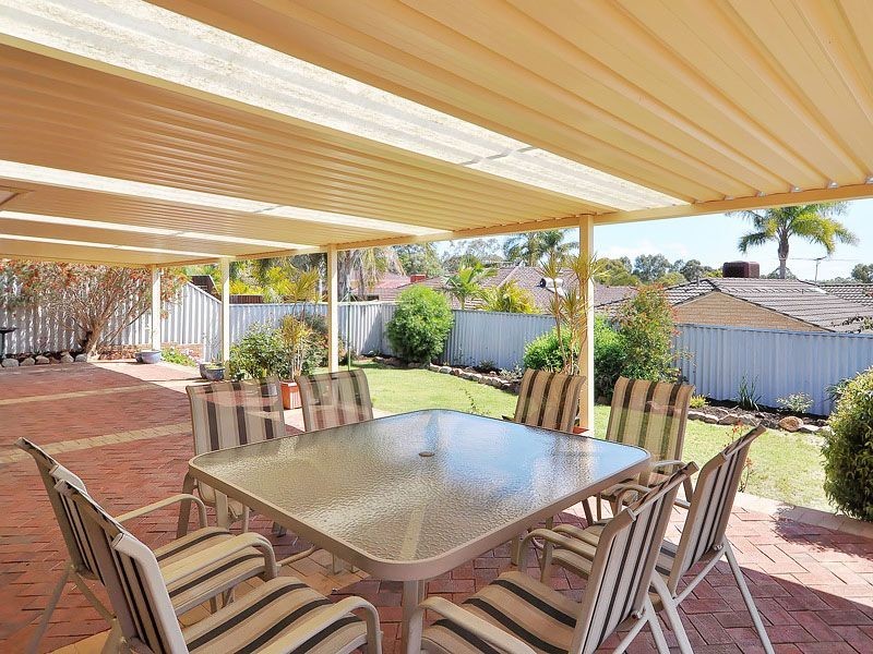 12 Devenish Way, Leeming WA 6149