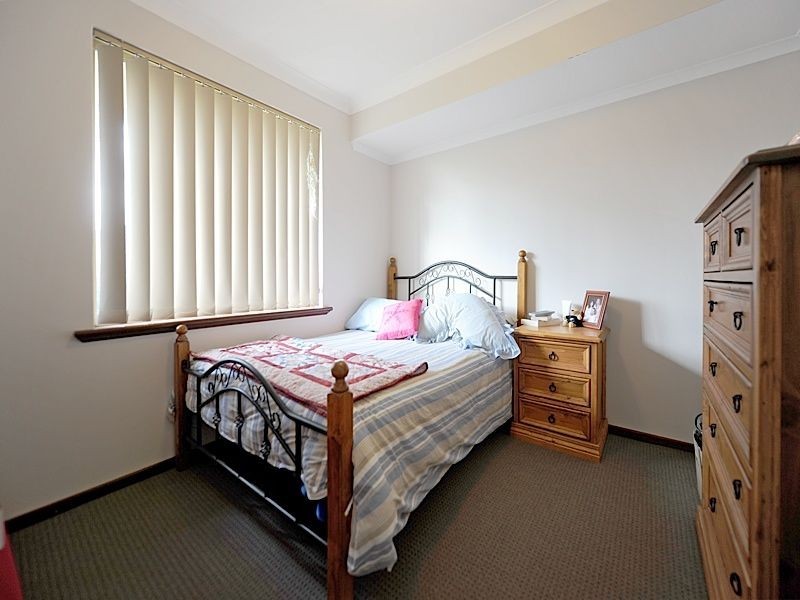 73 Casserly Drive, Leeming WA 6149