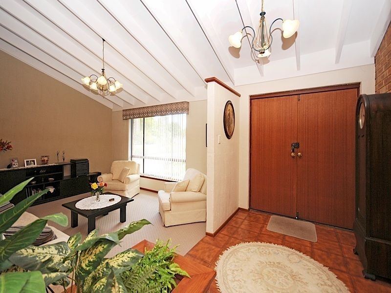 46 Winchester Way, Leeming WA 6149