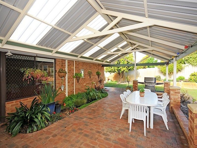 46 Winchester Way, Leeming WA 6149