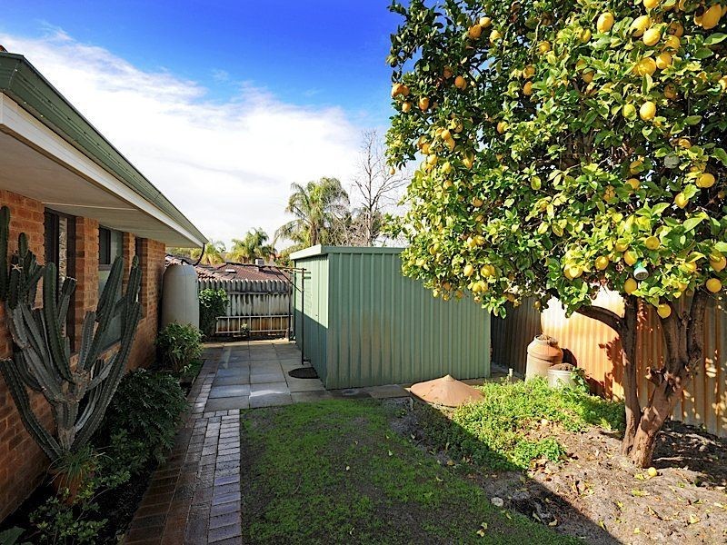 46 Winchester Way, Leeming WA 6149