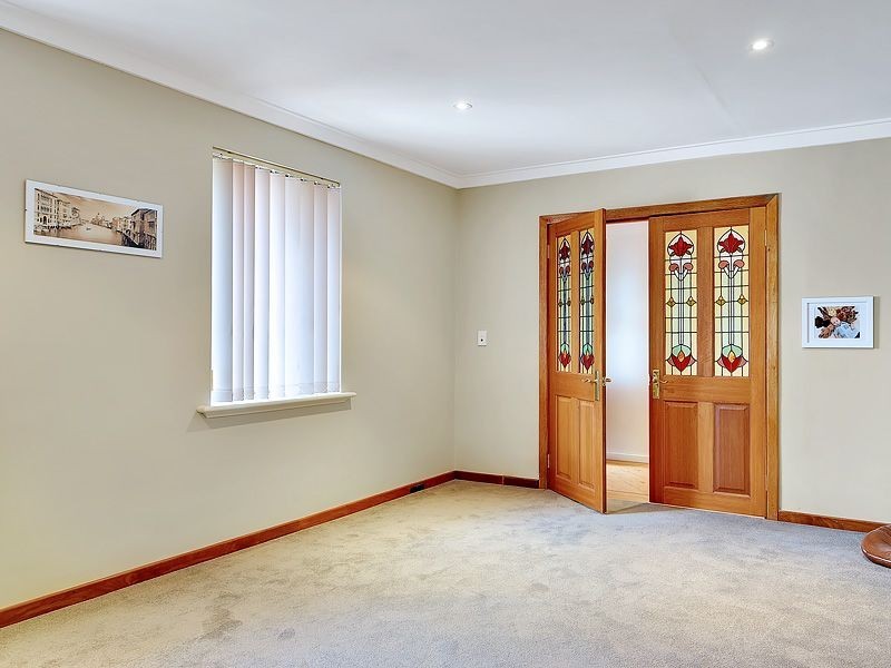 23 Needwell Road, Bibra Lake WA 6163