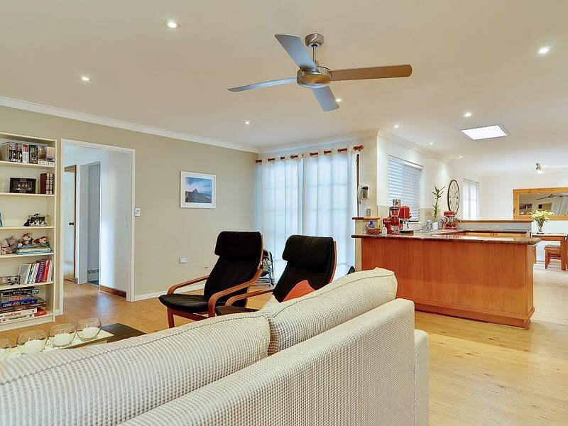 23 Needwell Road, Bibra Lake WA 6163