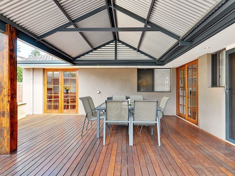 23 Needwell Road, Bibra Lake WA 6163