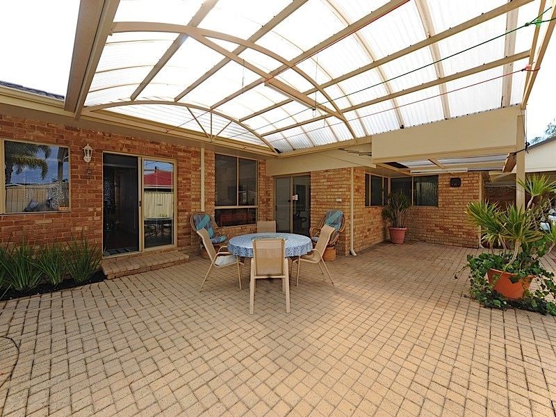 20 Ela Street, Leeming WA 6149