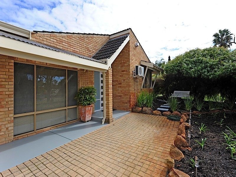 20 Ela Street, Leeming WA 6149