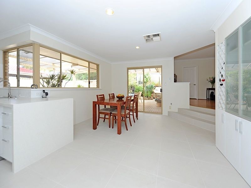 20 Ela Street, Leeming WA 6149