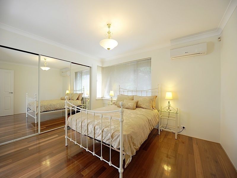 20 Ela Street, Leeming WA 6149