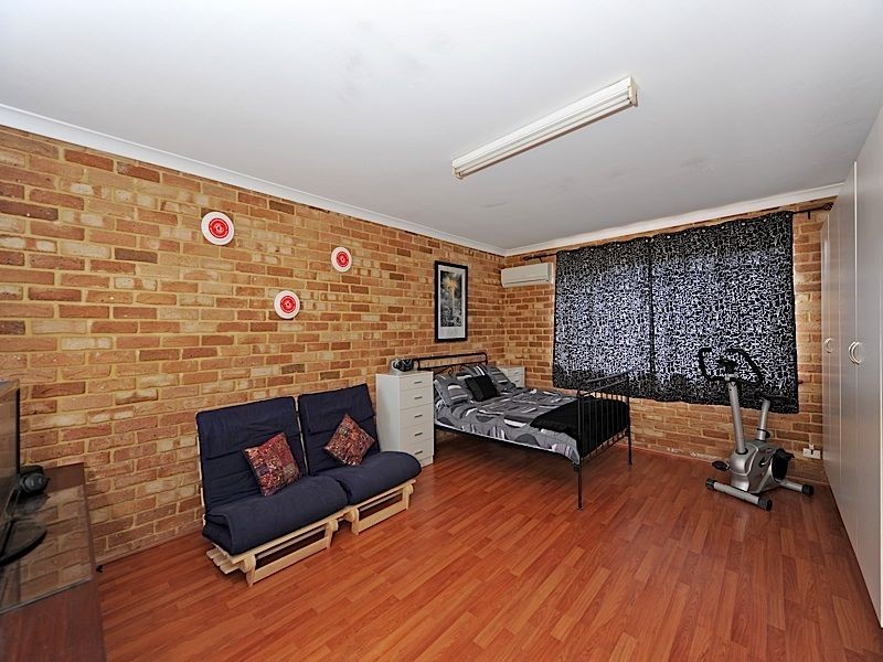 20 Ela Street, Leeming WA 6149