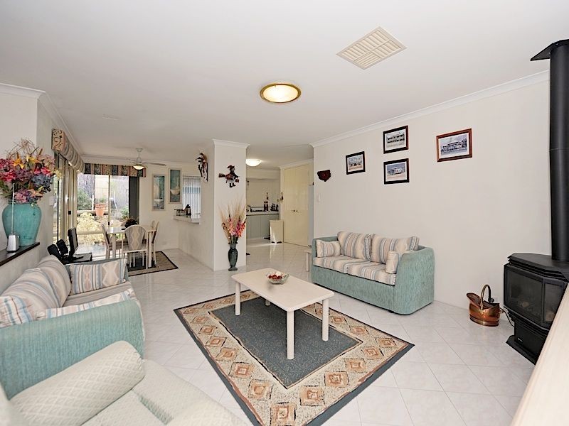 15 Kooyonga Cross, Jandakot WA 6164
