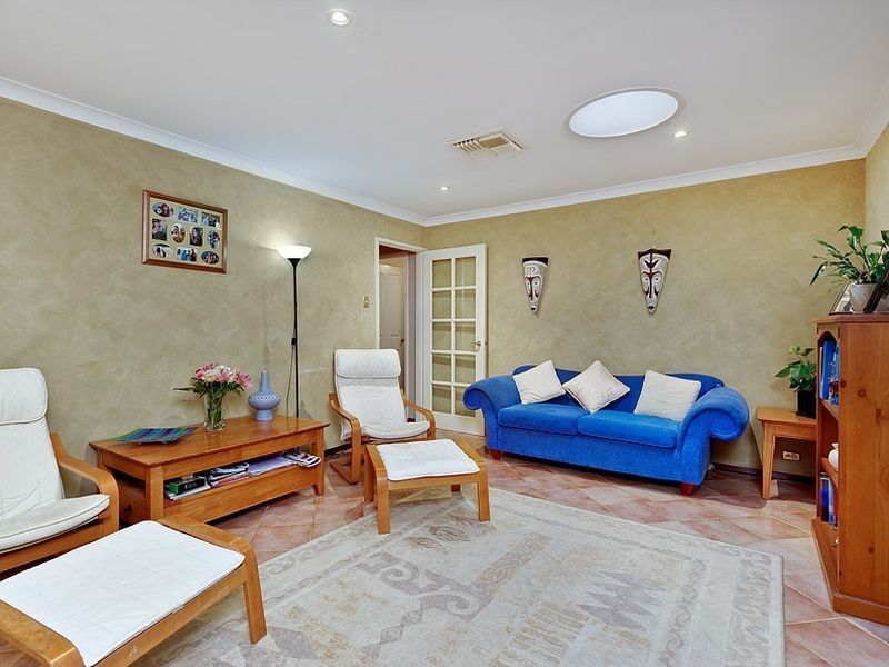 19 Harrington Crescent, Leeming WA 6149