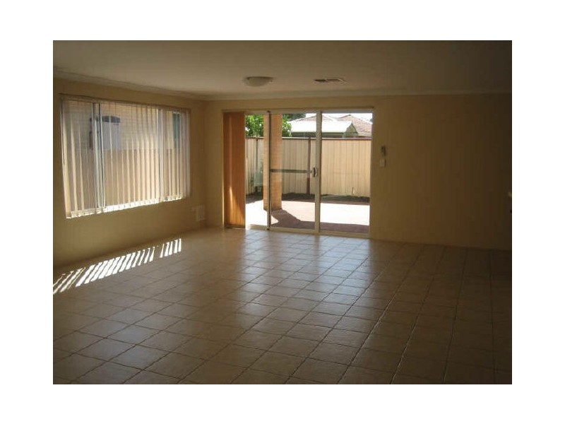 a/144 Planet Street, Carlisle WA 6101
