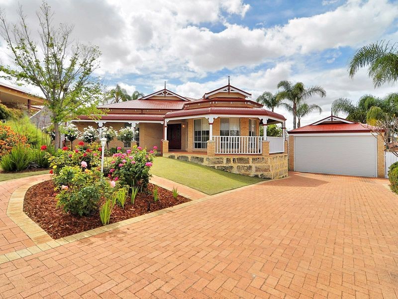 4 Byass Rise, Leeming WA 6149