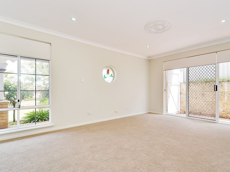 4 Byass Rise, Leeming WA 6149