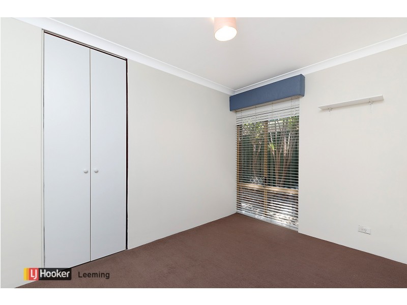 32 Pioneer Drive, Thornlie WA 6108