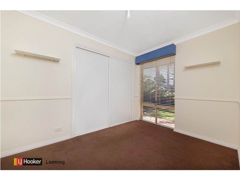 32 Pioneer Drive, Thornlie WA 6108