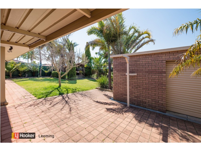 32 Pioneer Drive, Thornlie WA 6108