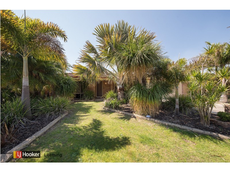 32 Pioneer Drive, Thornlie WA 6108