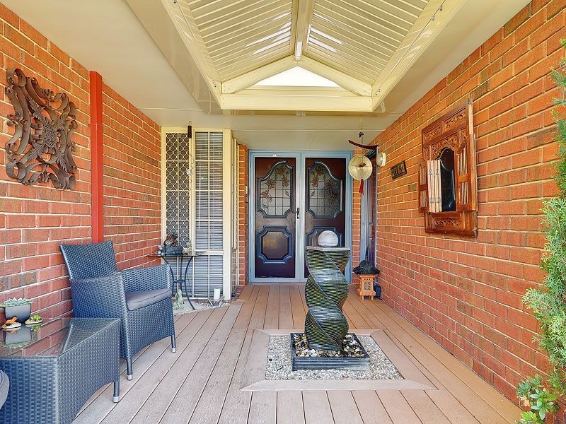 18 Sierra Chase, Leeming WA 6149