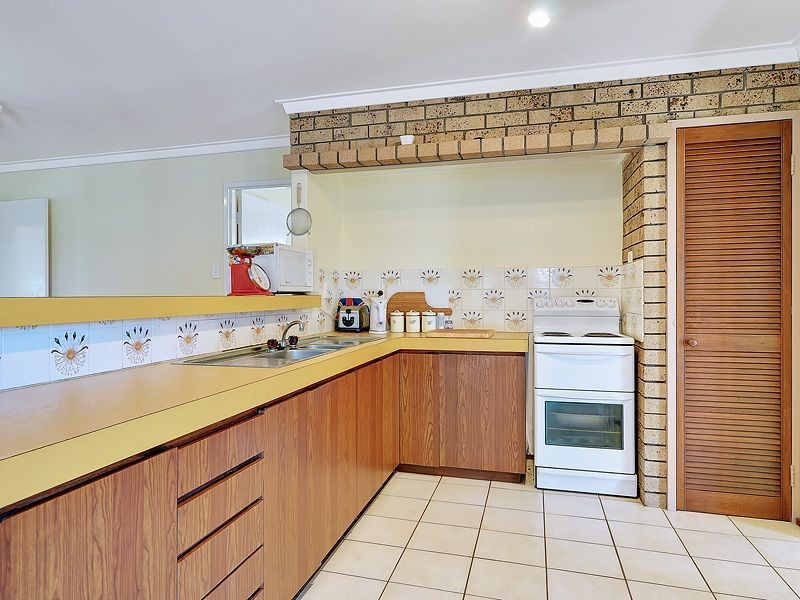 12 Duncton Court, Leeming WA 6149