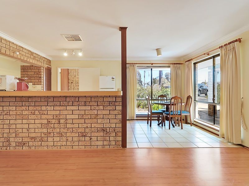 12 Duncton Court, Leeming WA 6149