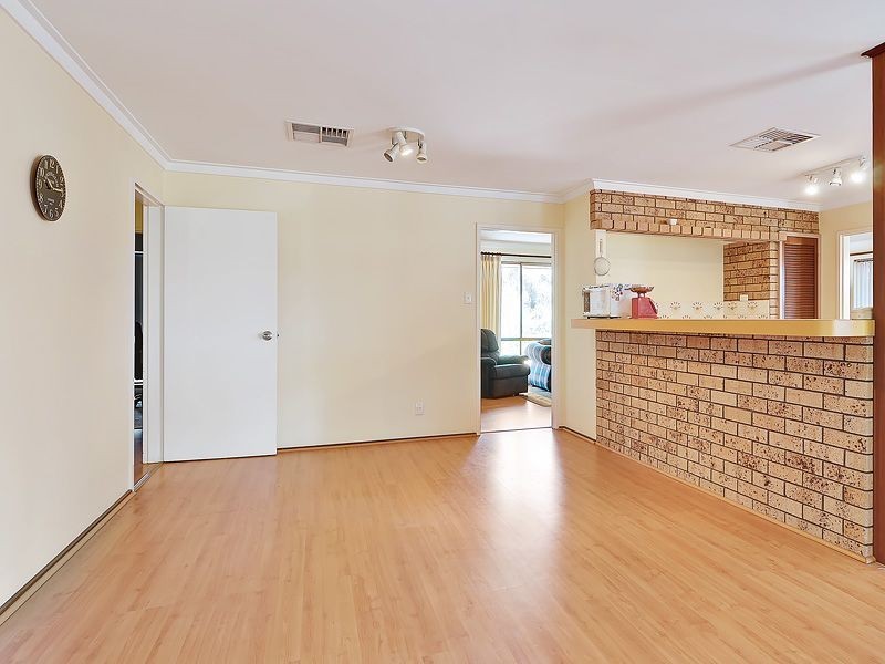 12 Duncton Court, Leeming WA 6149