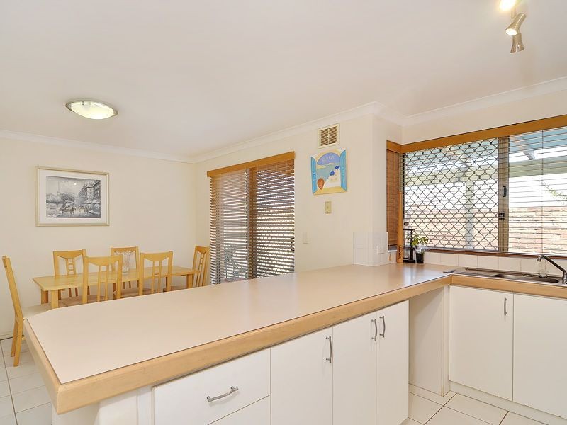 7/69 Park Street, Como WA 6152