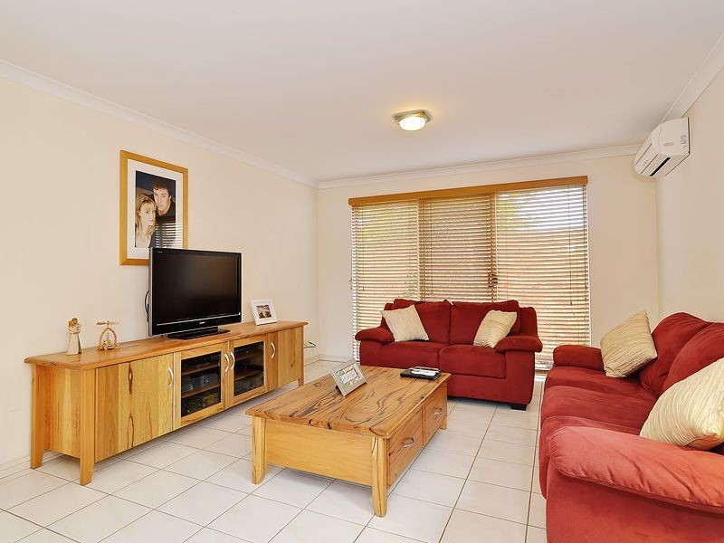 7/69 Park Street, Como WA 6152