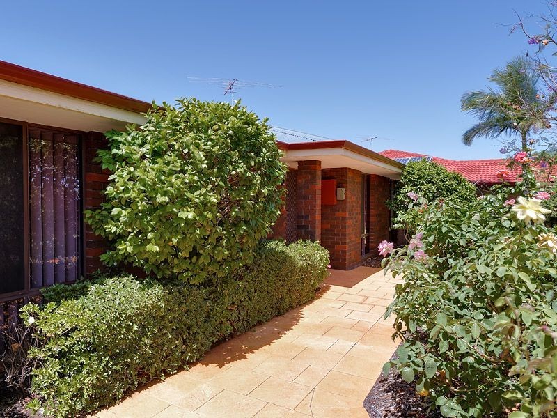 9 Nigel Court, Leeming WA 6149