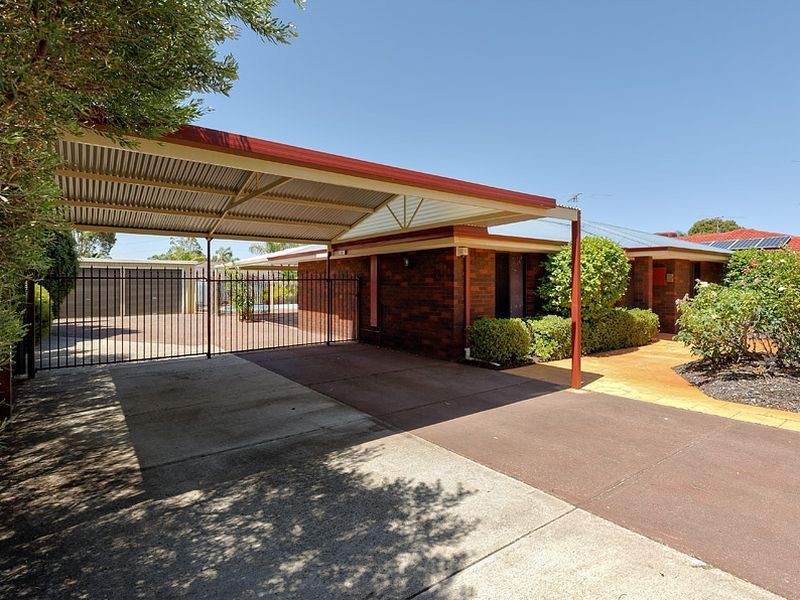 9 Nigel Court, Leeming WA 6149