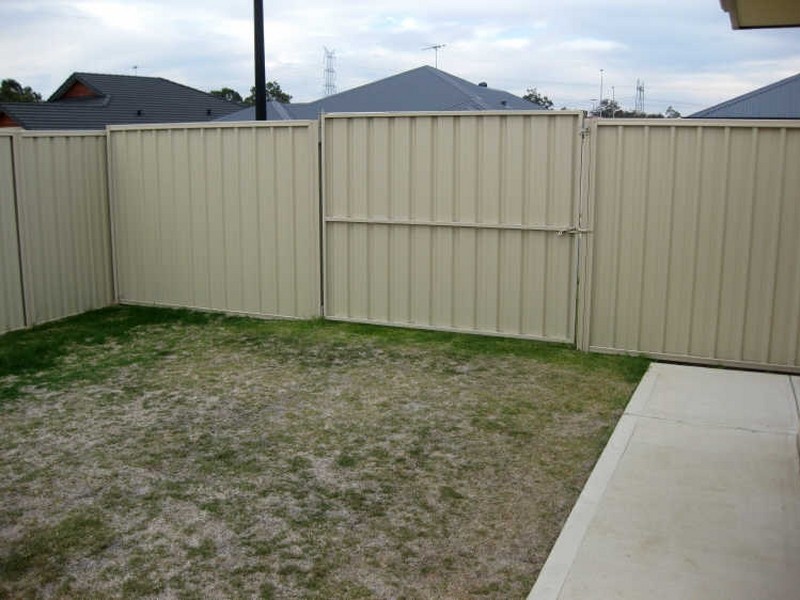 42 Sanctuary Drive, Bertram WA 6167