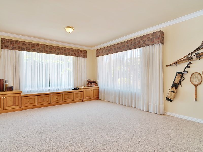 61 Glen Iris Drive, Jandakot WA 6164