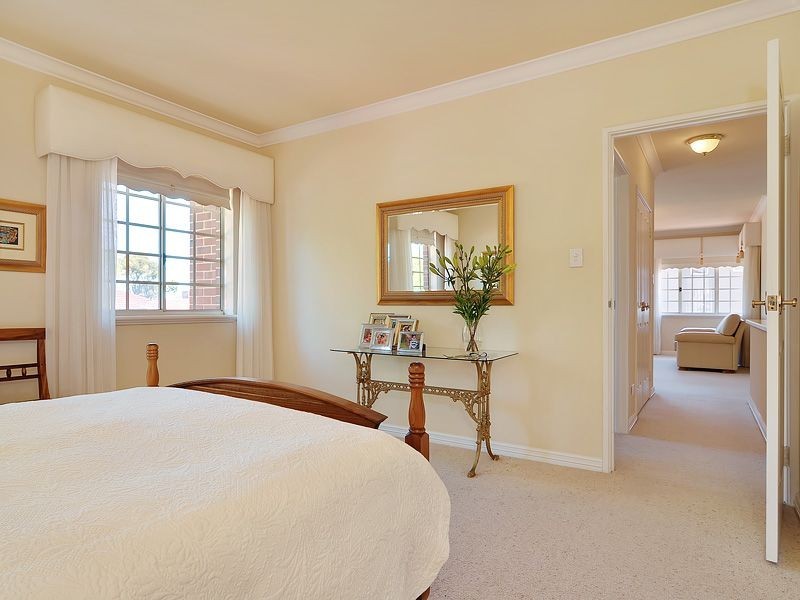 61 Glen Iris Drive, Jandakot WA 6164