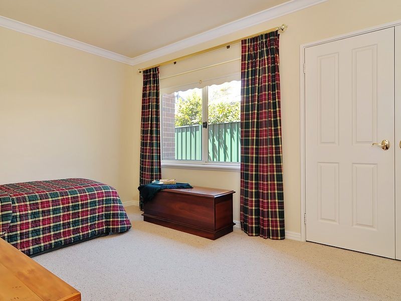 61 Glen Iris Drive, Jandakot WA 6164