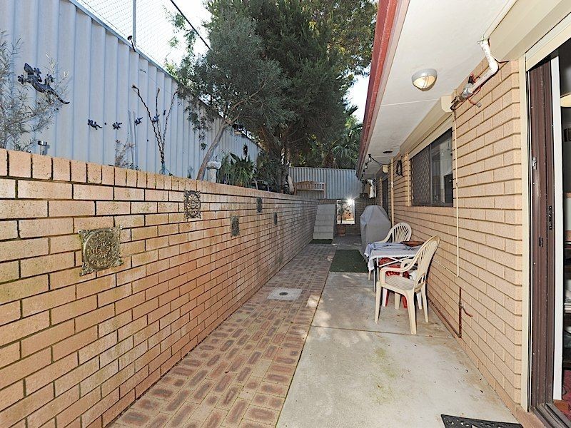 3/13 Yeovil Crescent, Bicton WA 6157